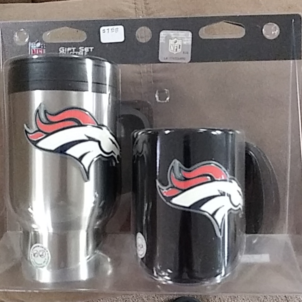 Denver Broncos drinkware collectibles.